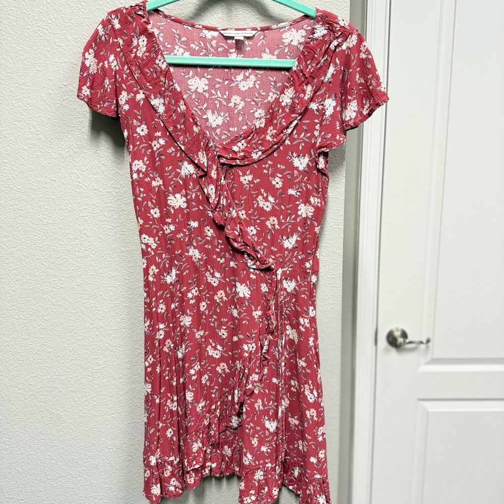 American Eagle Outfitters Boho Red Floral Wrap Mini Dress with Ruffles Size M